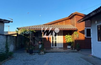 Casa com 2 quartos em Rio Grande, Palhoça